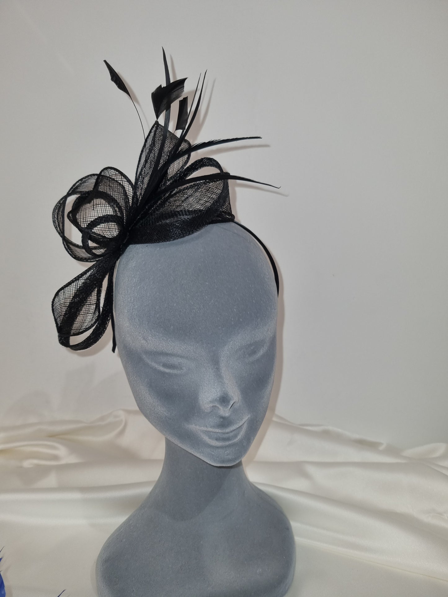 Black Fascinator/Headpiece-D2