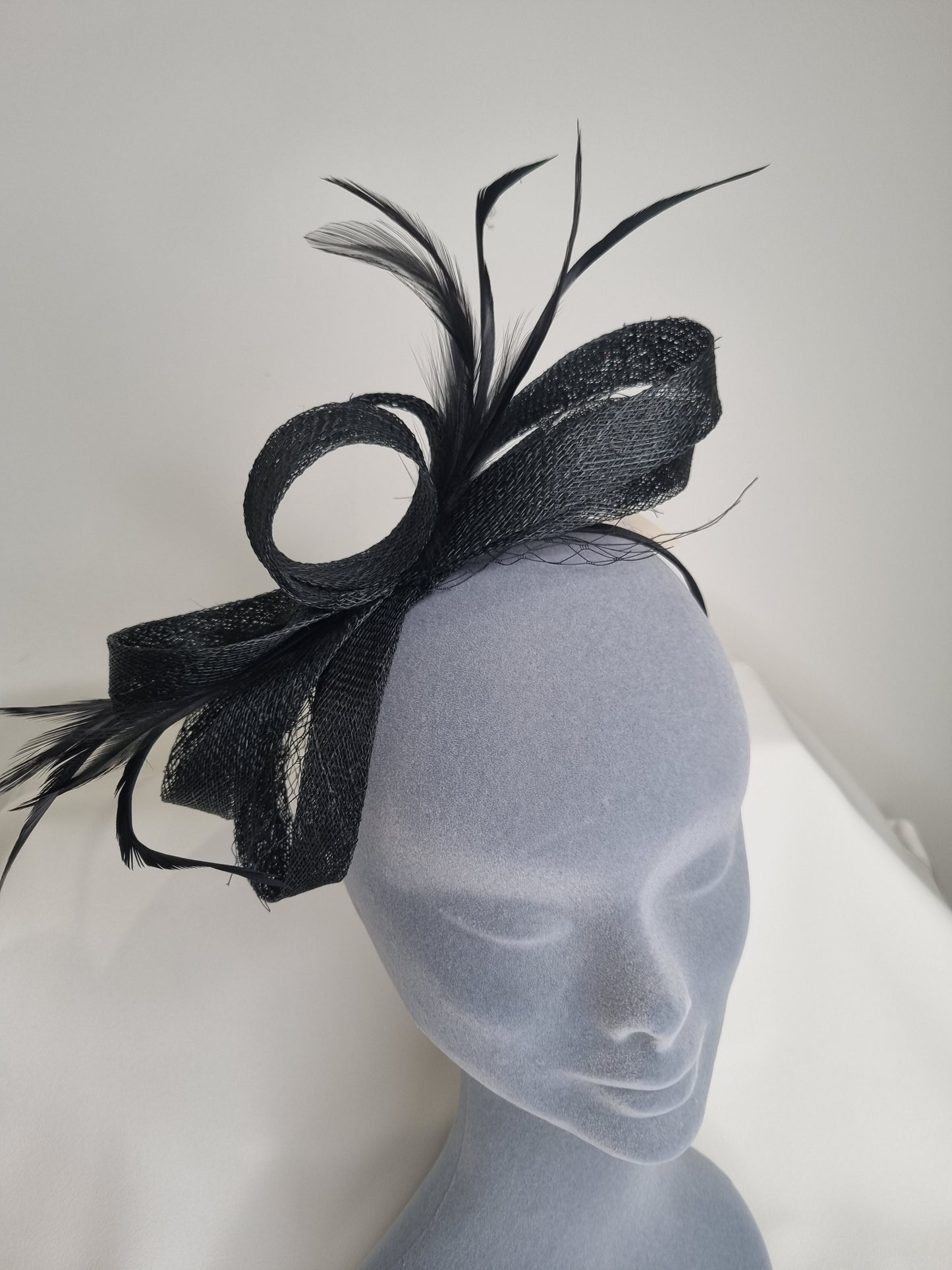 Black Fascinator/Headpiece-D33