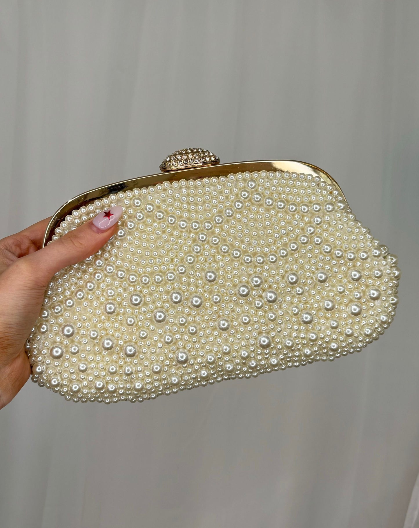 Soft Pearl Bag in Gold Frame