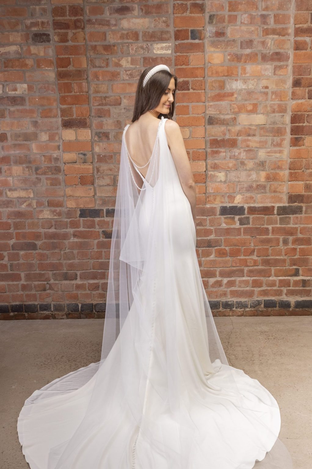 PBV9073-250 Perfect Bridal Cowl Back Train with Pearl Beaded Chain Everly PBV9073-250 Perfect Bridal Cowl Back Train with Pearl Beaded Chain Everly