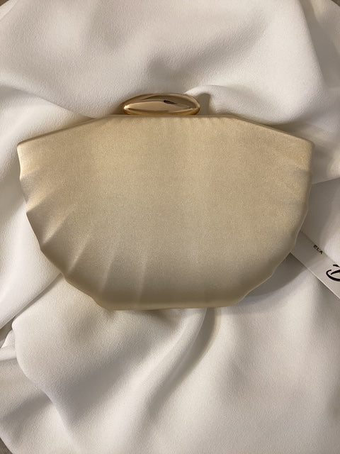 Ela Shell Gold Clutch Bag