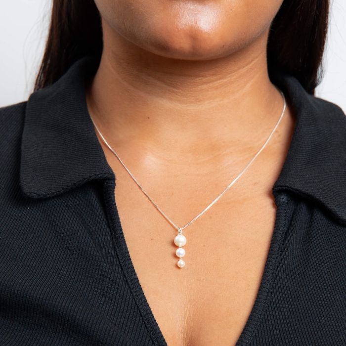 GKO Freshwater Pearl Triple Drop Pendant Necklace