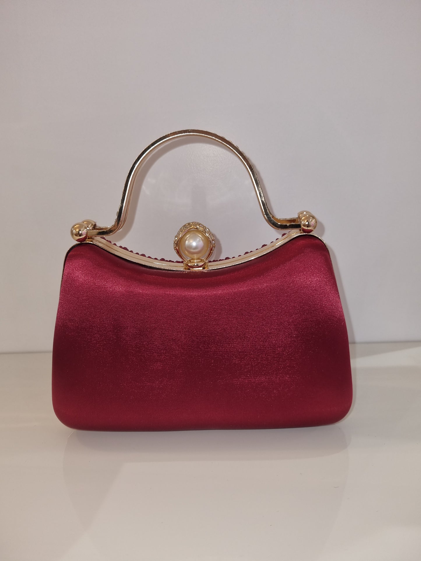 Diamante Handbag in Dark Red With Gold Trim
