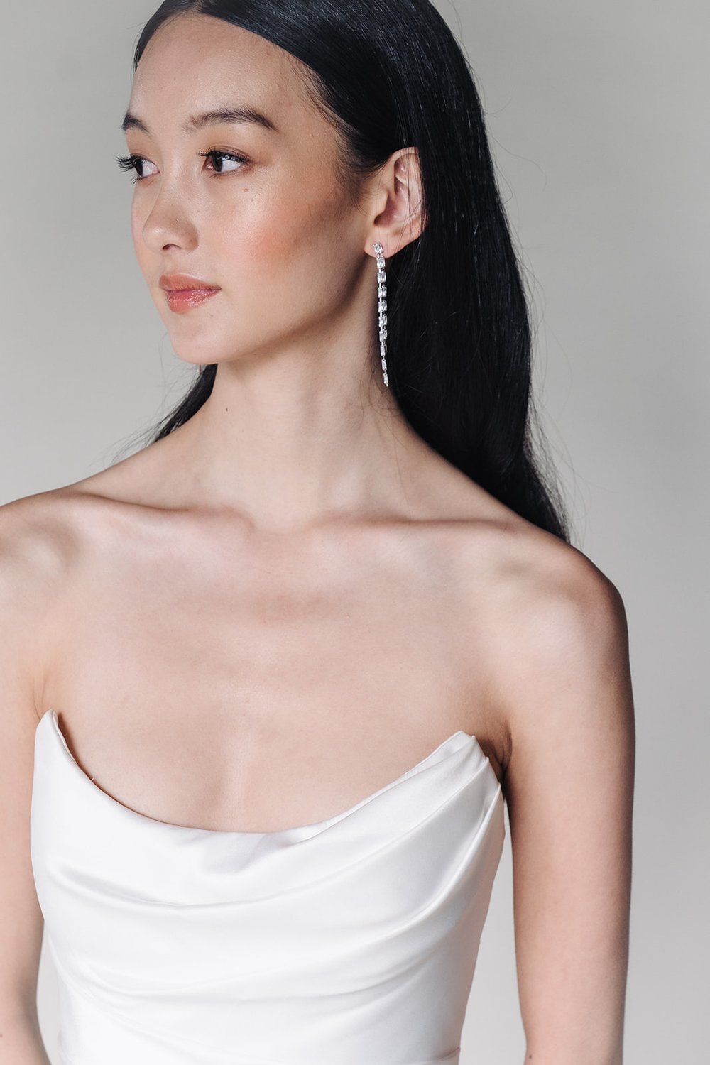 Jade Oi Willow | 18K White Gold Crystal Strands Drop Bridal Earrings