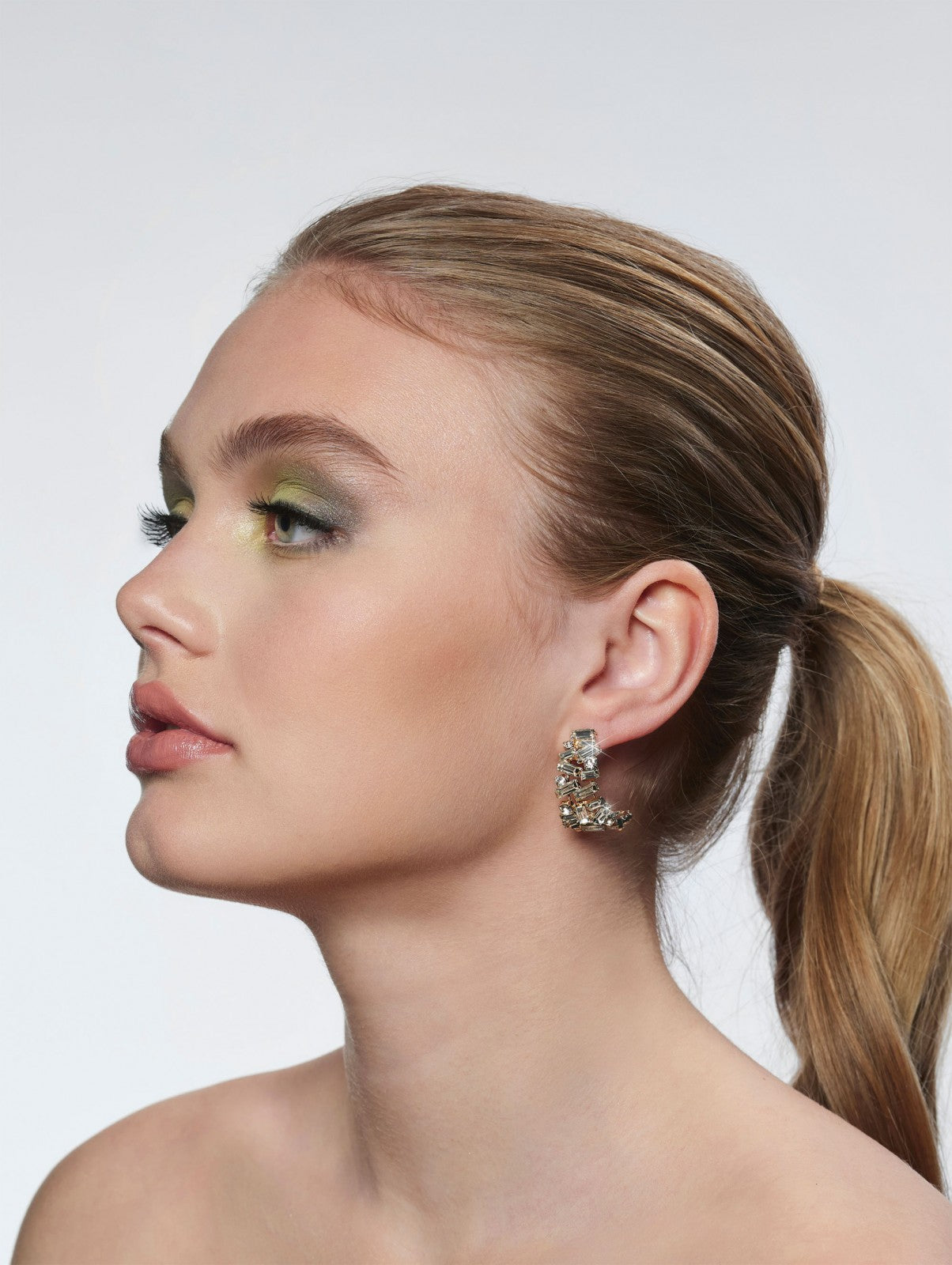 NC-1326 Earrings Gold - everly-acbf