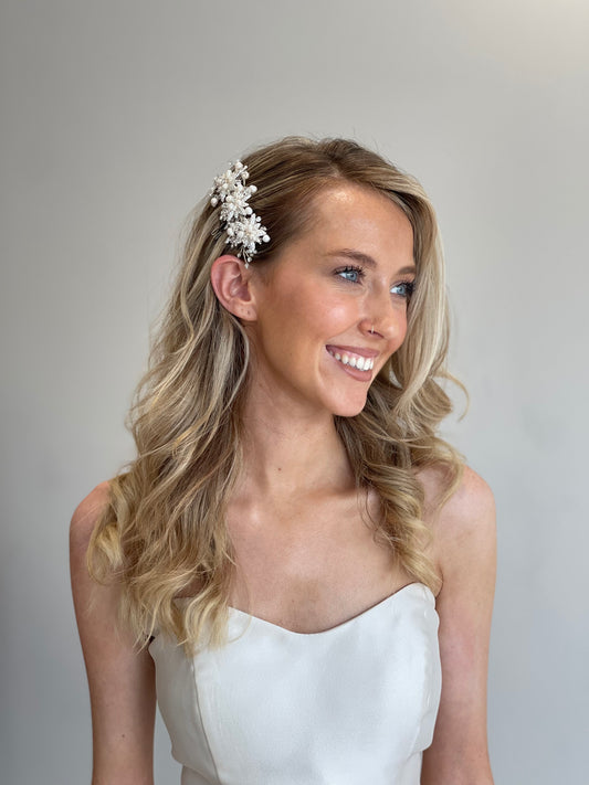 Azure Hilary Comb Wedding Headpiece - everly-acbf