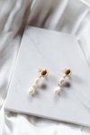 Iris | 14K Gold Pearl Drop Bridal Earrings Jade Oi