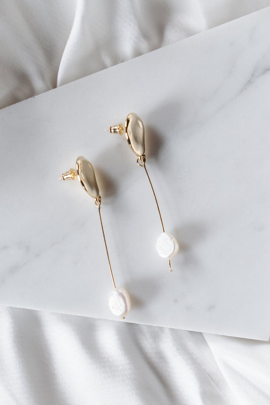 Maia | 14K Gold Drop Pearl Bridal Earrings