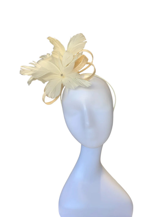 D34-Cream Feather Fascinator/Headpiece
