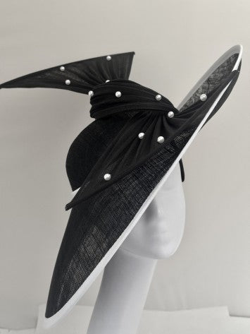 Black Headpiece with Bow and Pearls