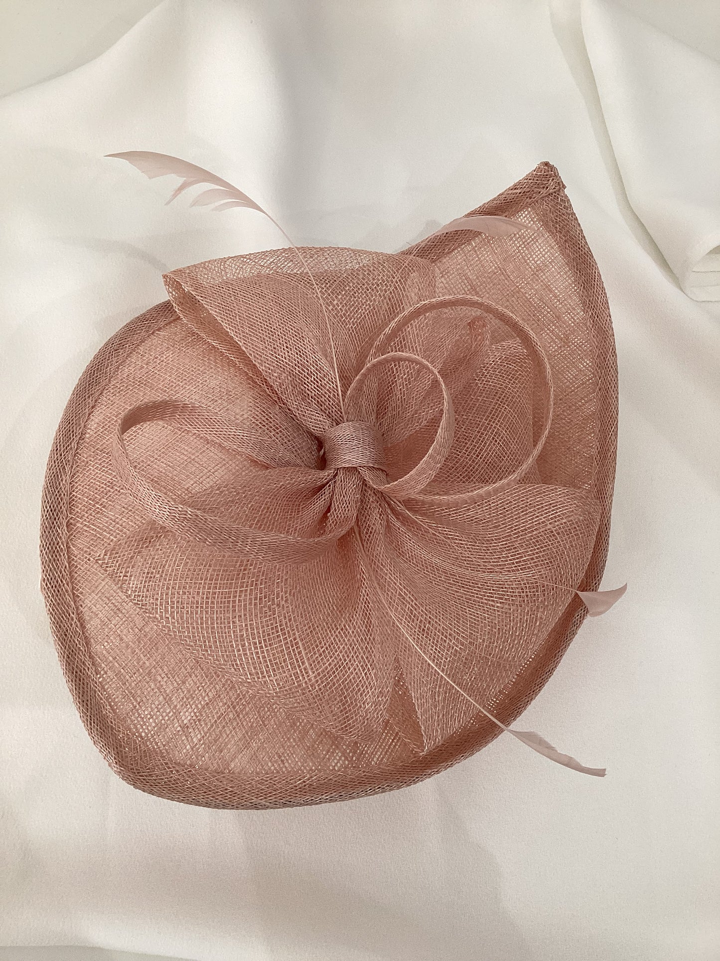 D27 Small~Blush Fascintor/Headpiece