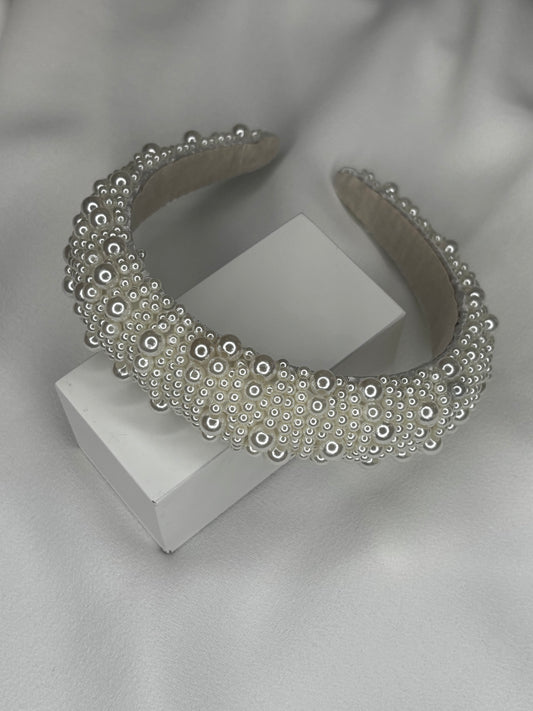 Pearl Hairband/Headpiece With Scattered Small Pearls
