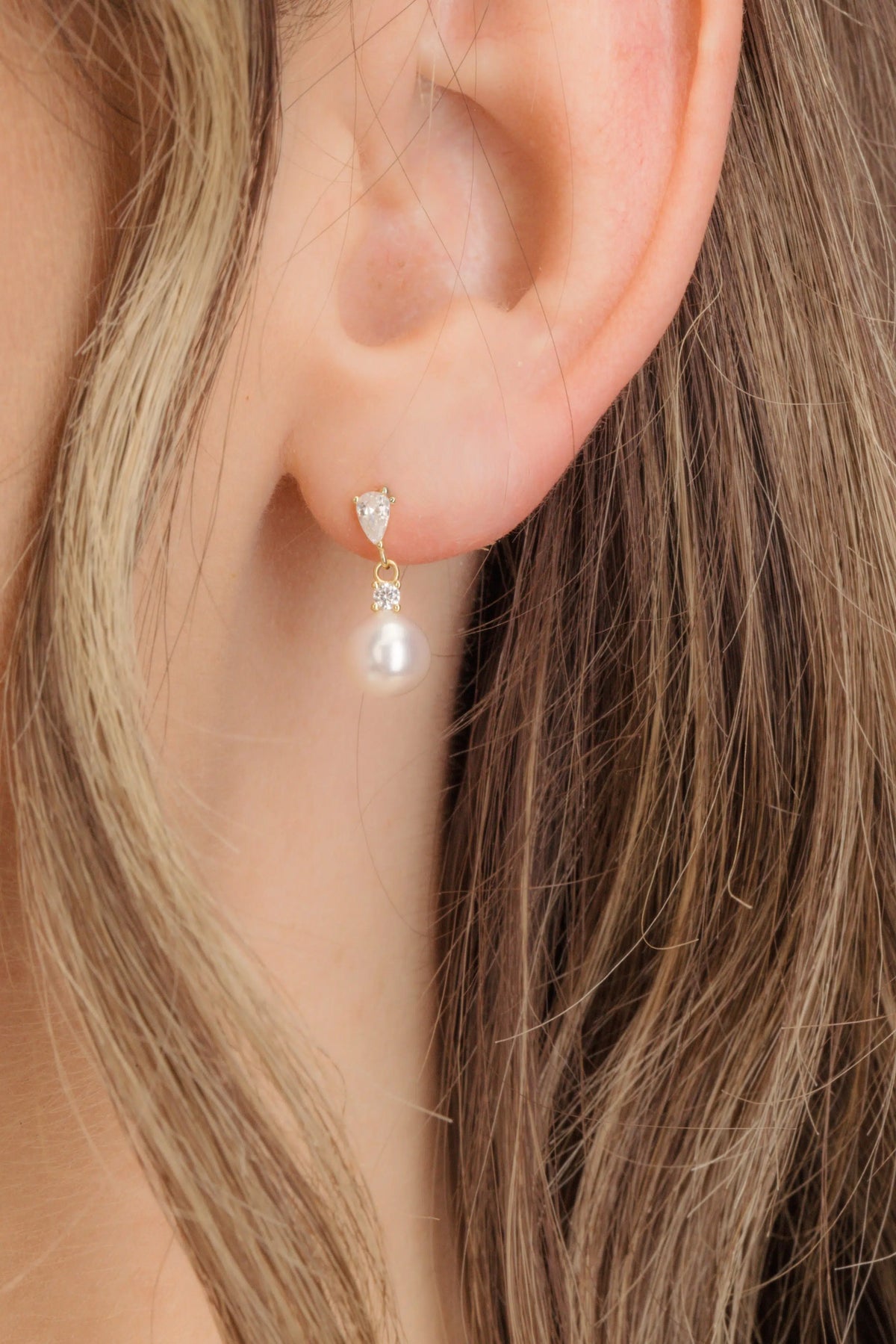 Perfect Bridal Company Melbourne Pearl & Gold Jewellery Set