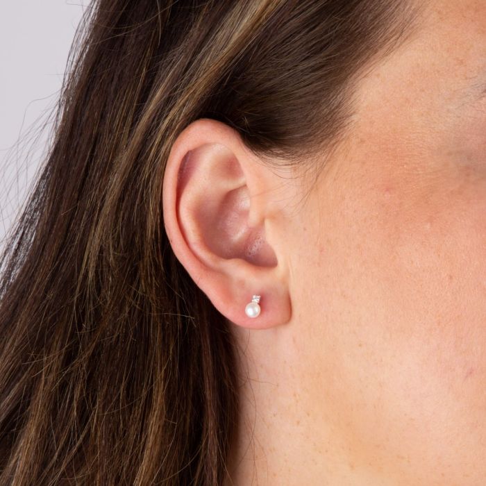 GKO Pearl and Cubic Zirconia Stud Earrings