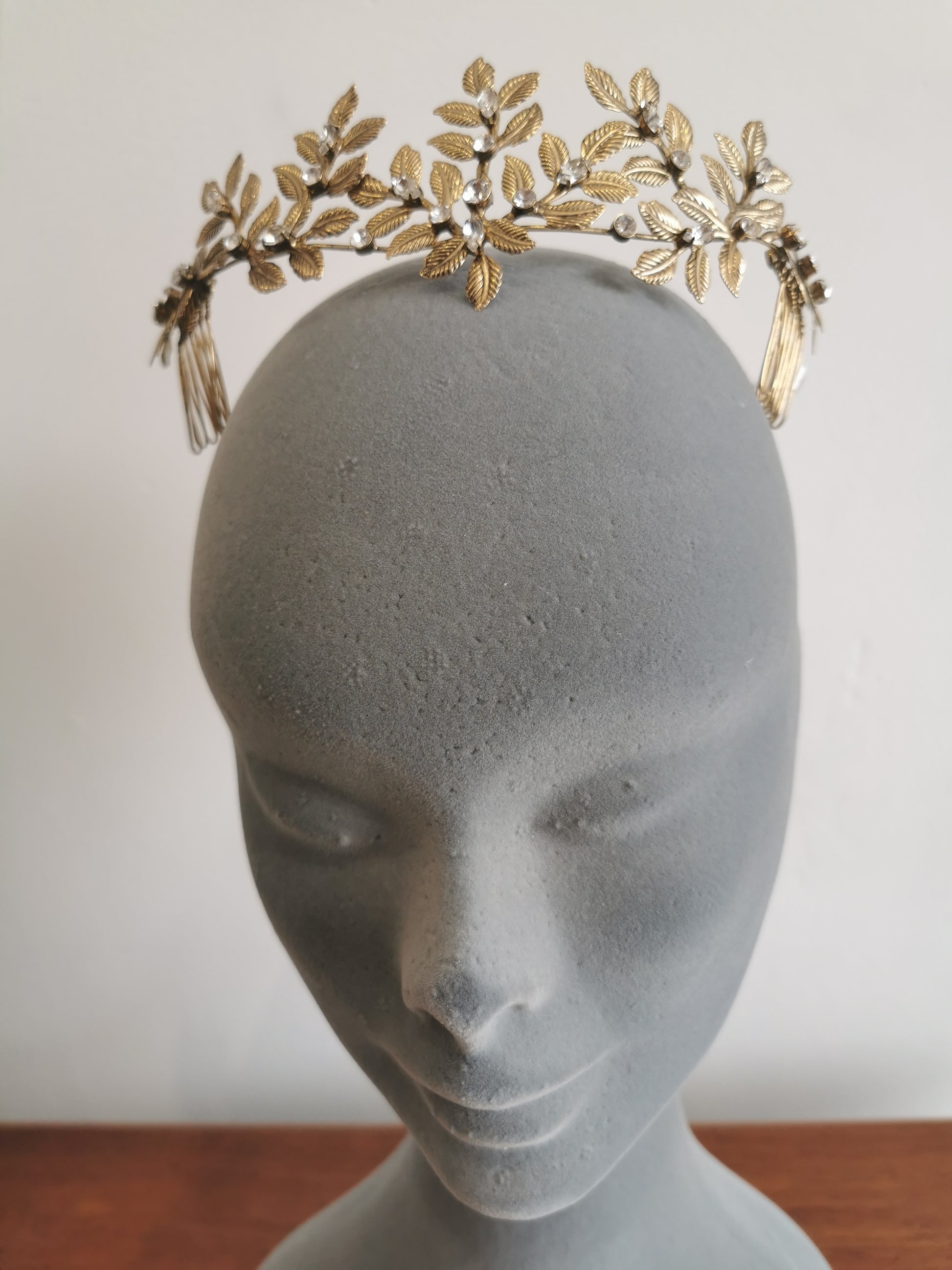 Gold Leaf Crown Everly