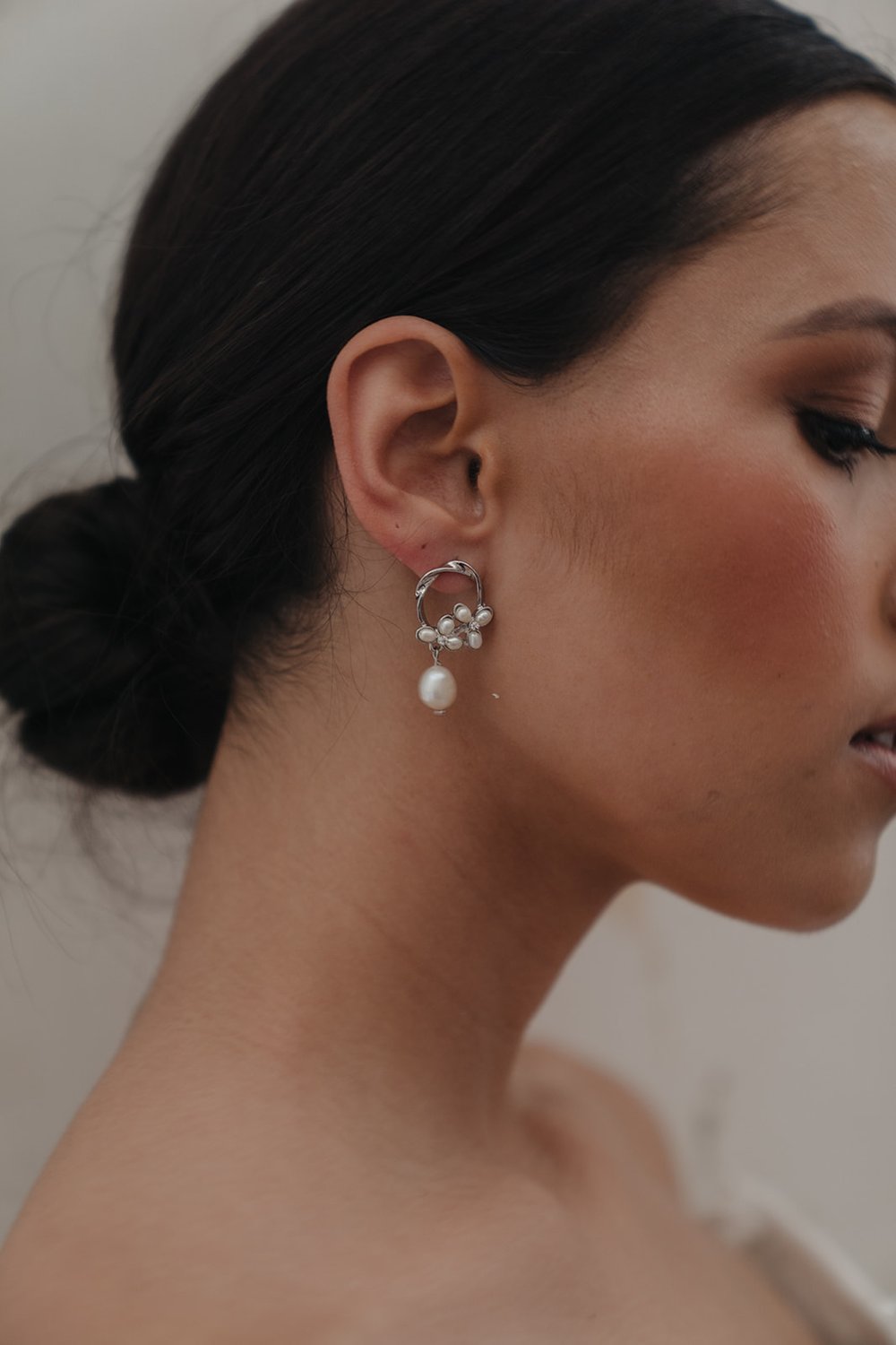 Jade Oi Florence | 14K White Gold Pearl Clusters Drop Bridal Earrings