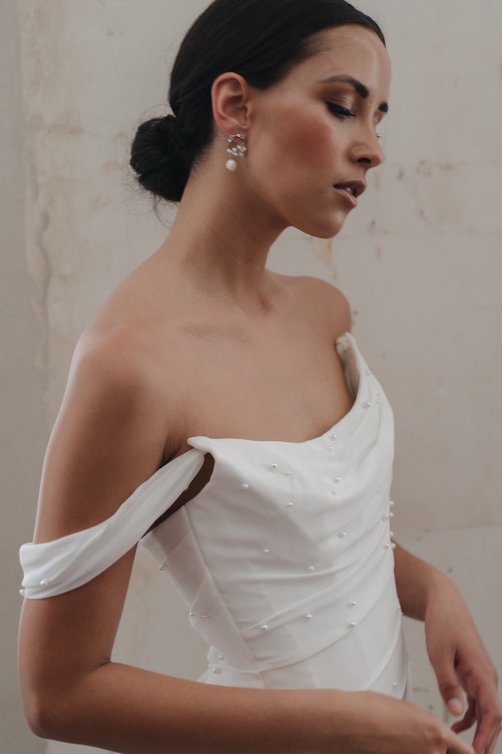 Jade Oi Florence | 14K White Gold Pearl Clusters Drop Bridal Earrings